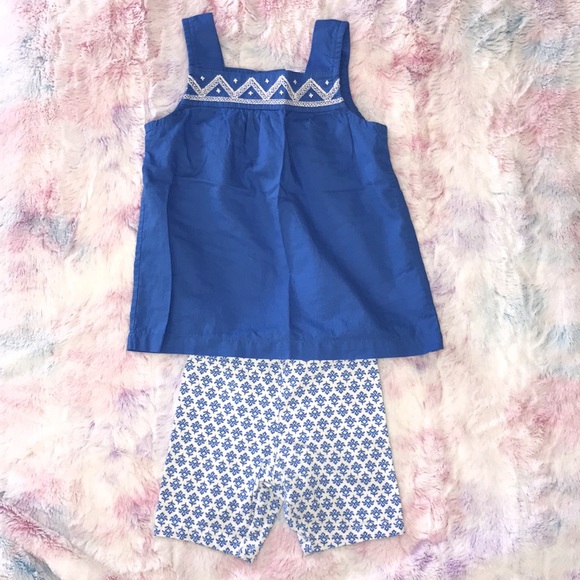 Carter’s 2-Piece Outfit. - Picture 2 of 8